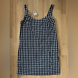 Boden Scoop Neck Shift Dress
Navy, Geo Azure